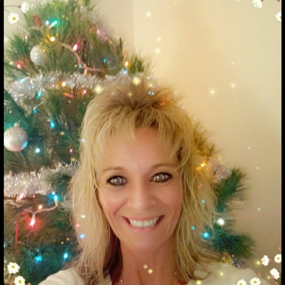 Meet your Posher, Gidget - Picture 11 of 11